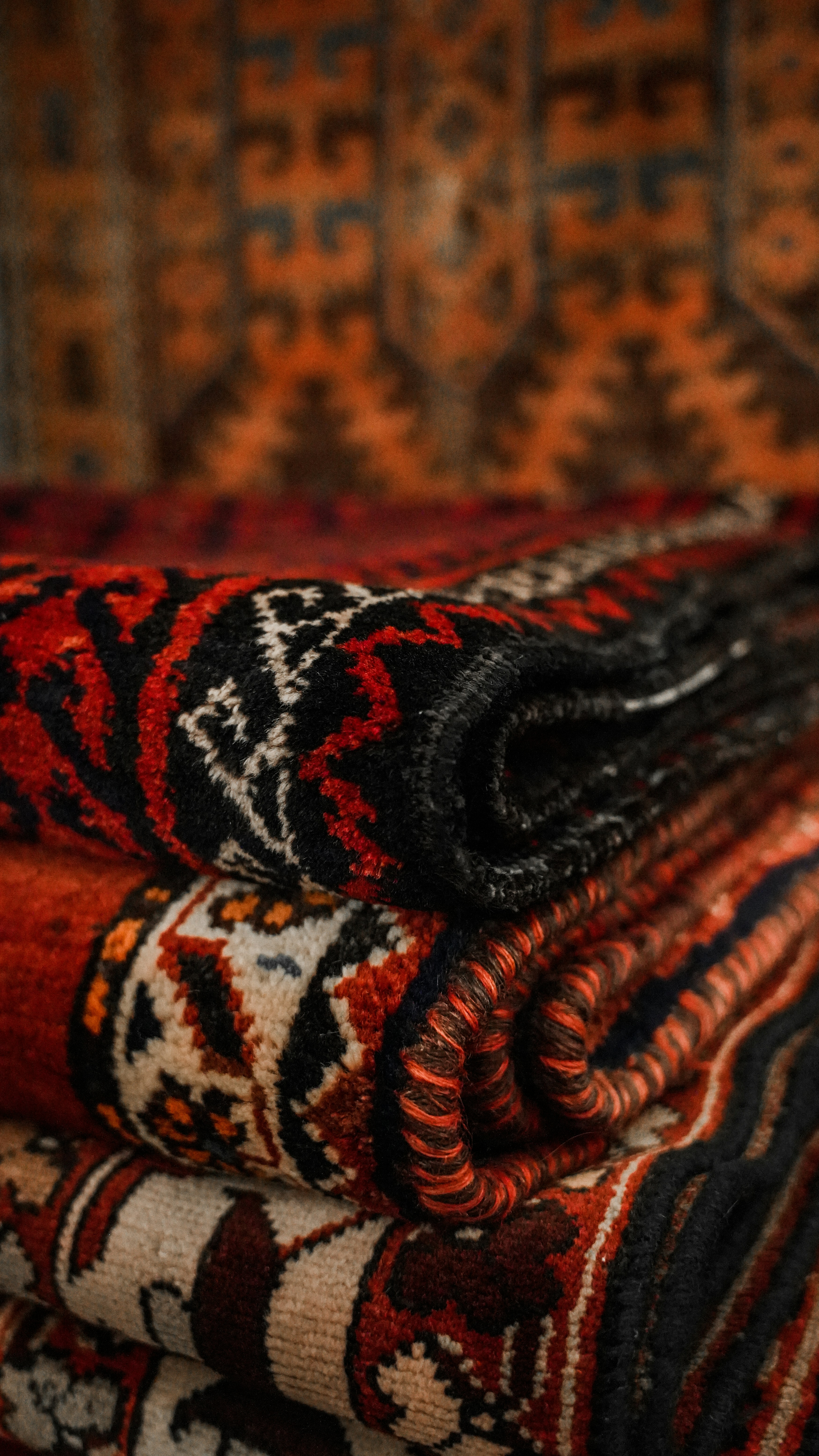 UNS hand-knotted rugs — Atlas Collection
